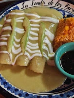 Enchiladas Verdes De Pollo